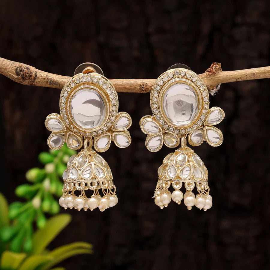 White on sale kundan earrings