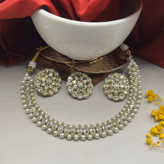 Choker Set with Maang Tikka