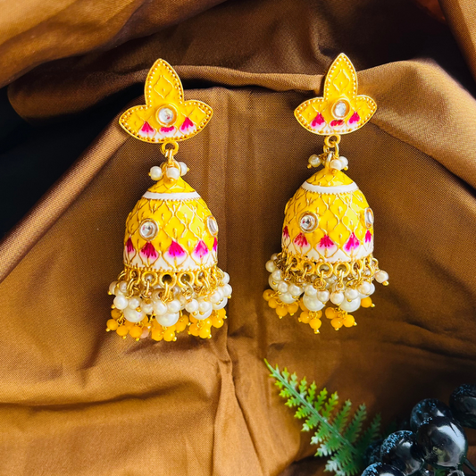 Gold Platted Yellow Dome Shaped Kundan Jhumkas