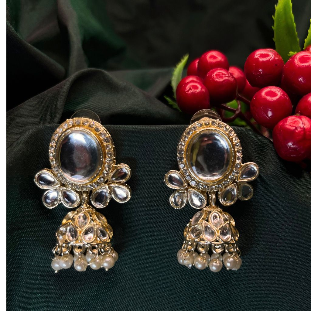 Off White Color Kundan Earrings