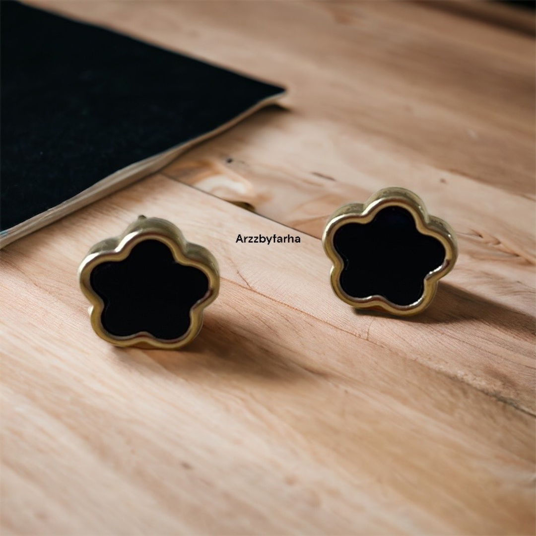 Trendy Flower Stud Earrings