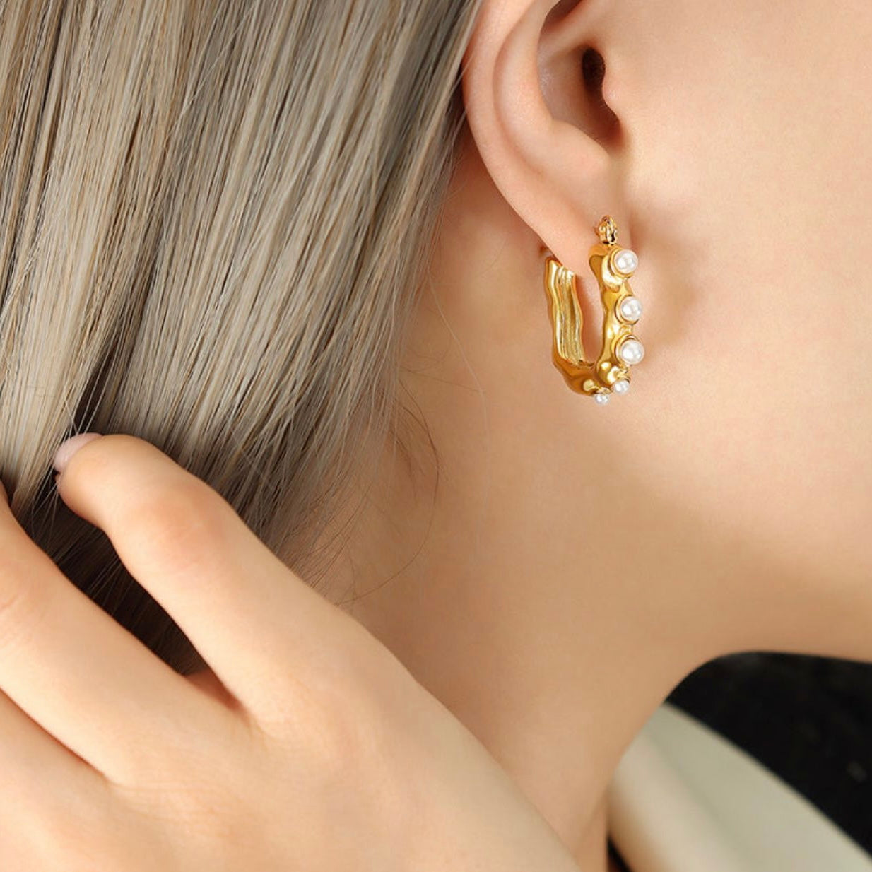 U Shaped Pearl Gold Hoop Earrings