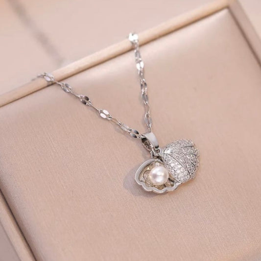 Sea Shell Pearl Chain Pendant