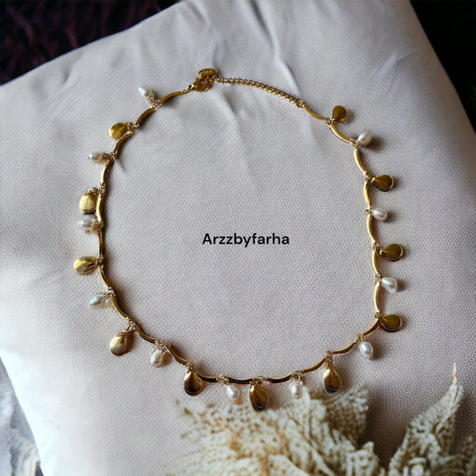 Shell Pearl Gold Chain