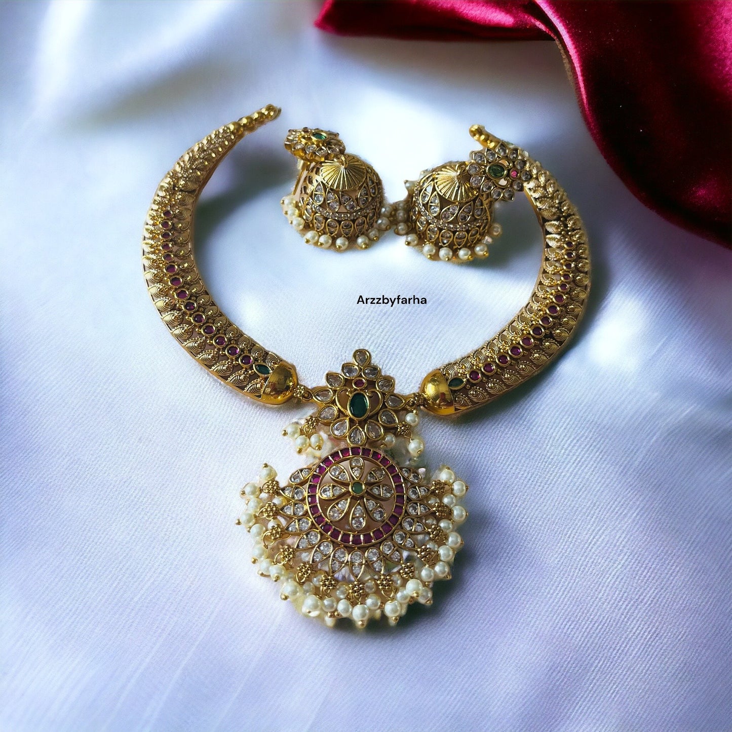 Gold Jadau Choker Set