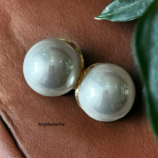 Glossy Cream Studs Earrings