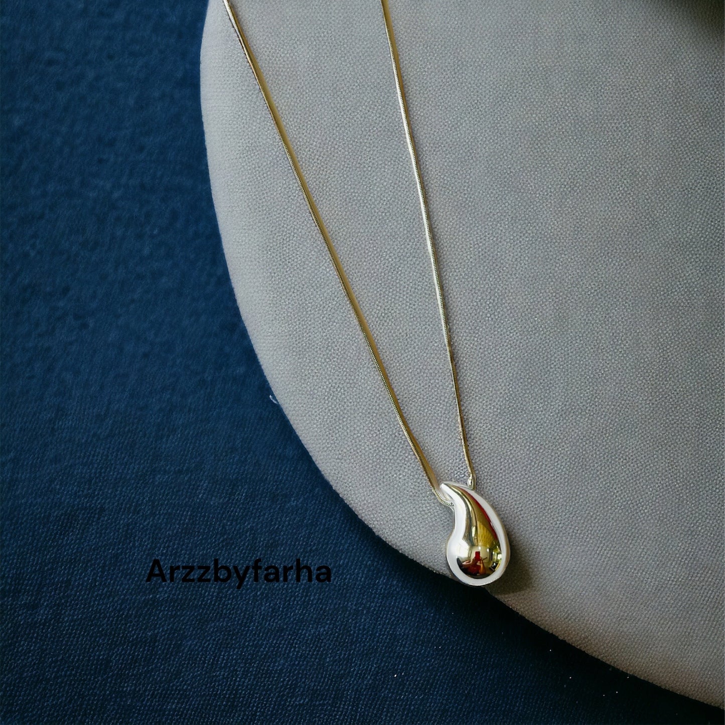 Teardrop Pendant with Chain