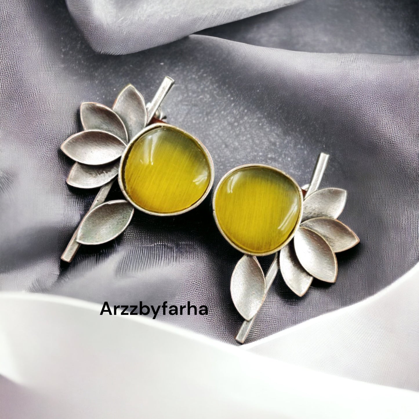 Half Flower Studs Leaf Earring