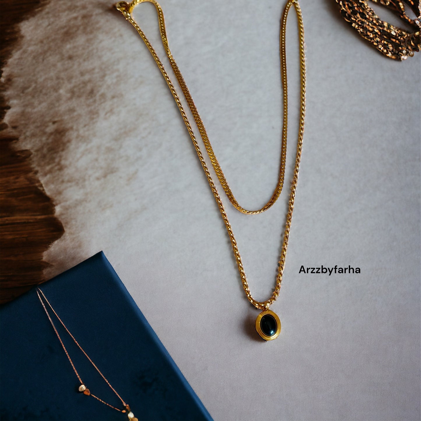 Double Layered Black Pendant Chain