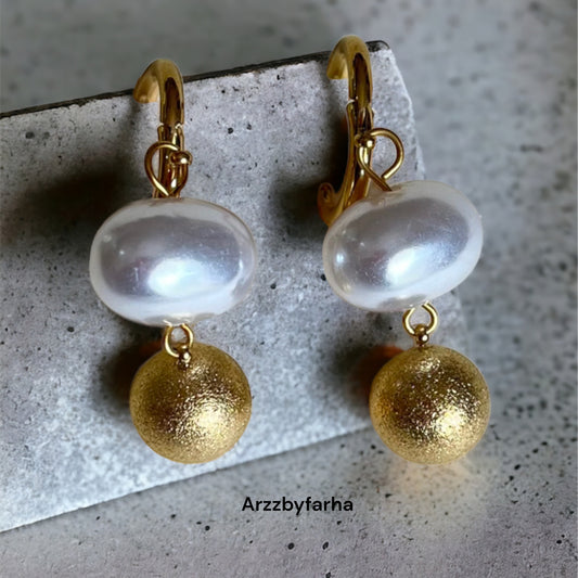 18k Gold Shimmery Ball & Pearl Earrings