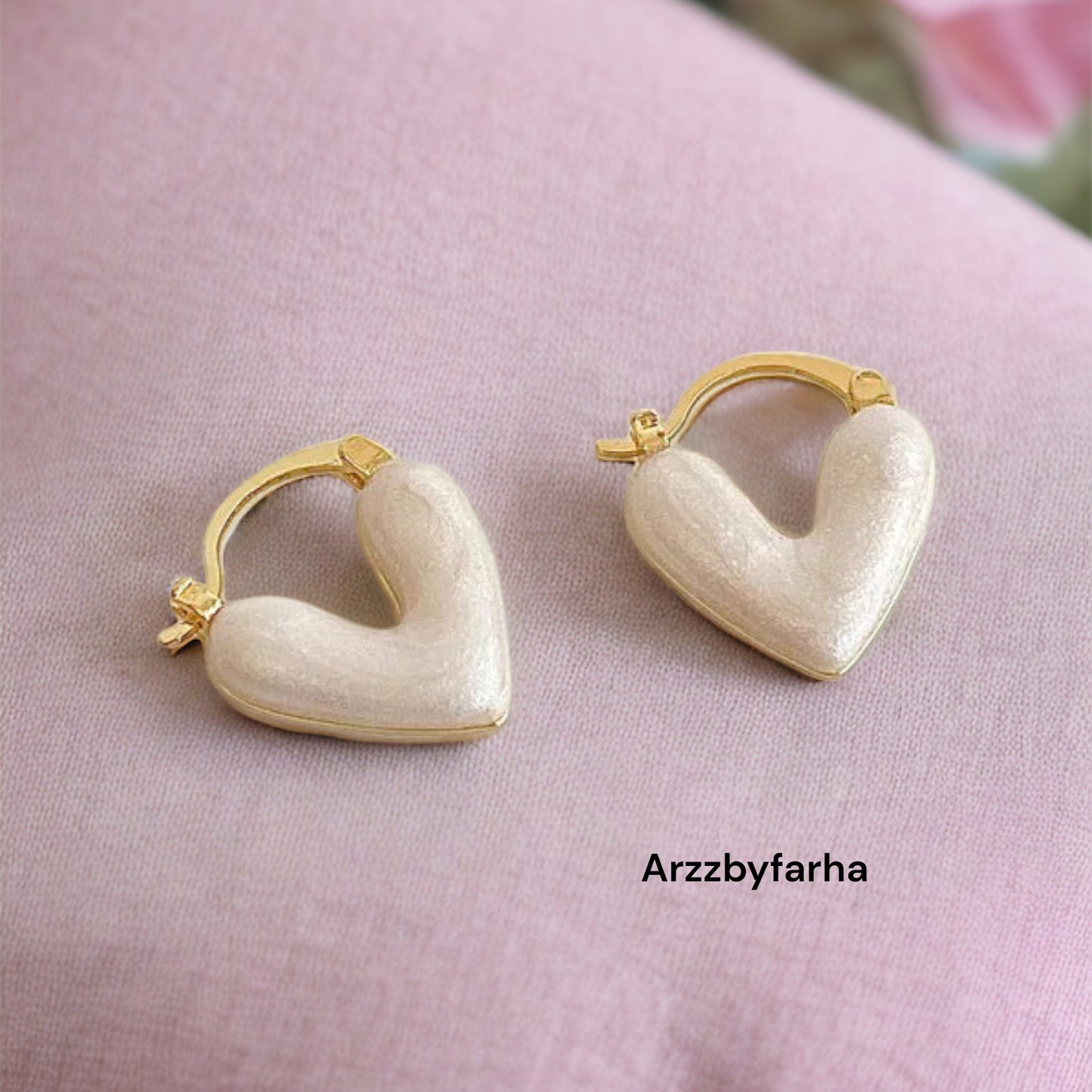 White Heart Shape Earrings