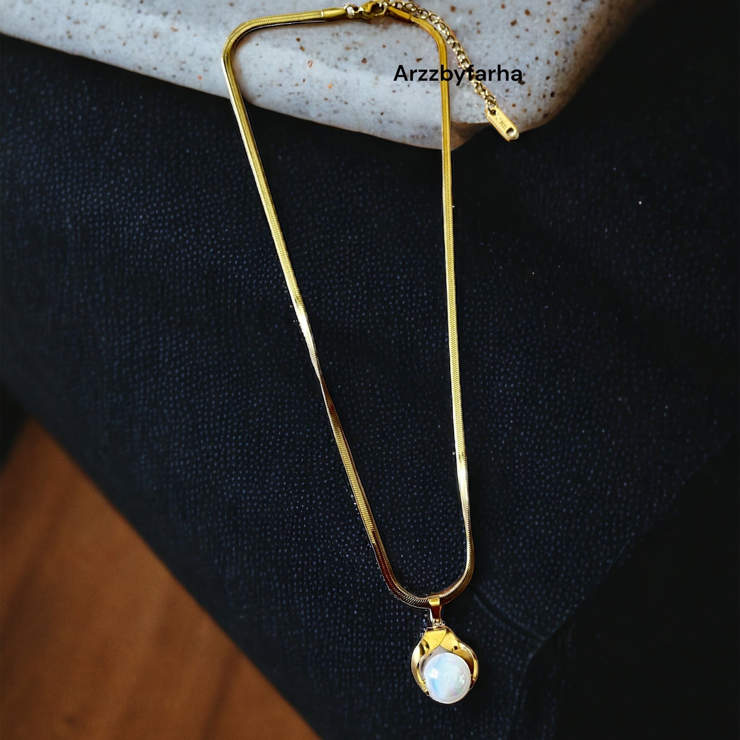 Pearl Gold Pendant Chain