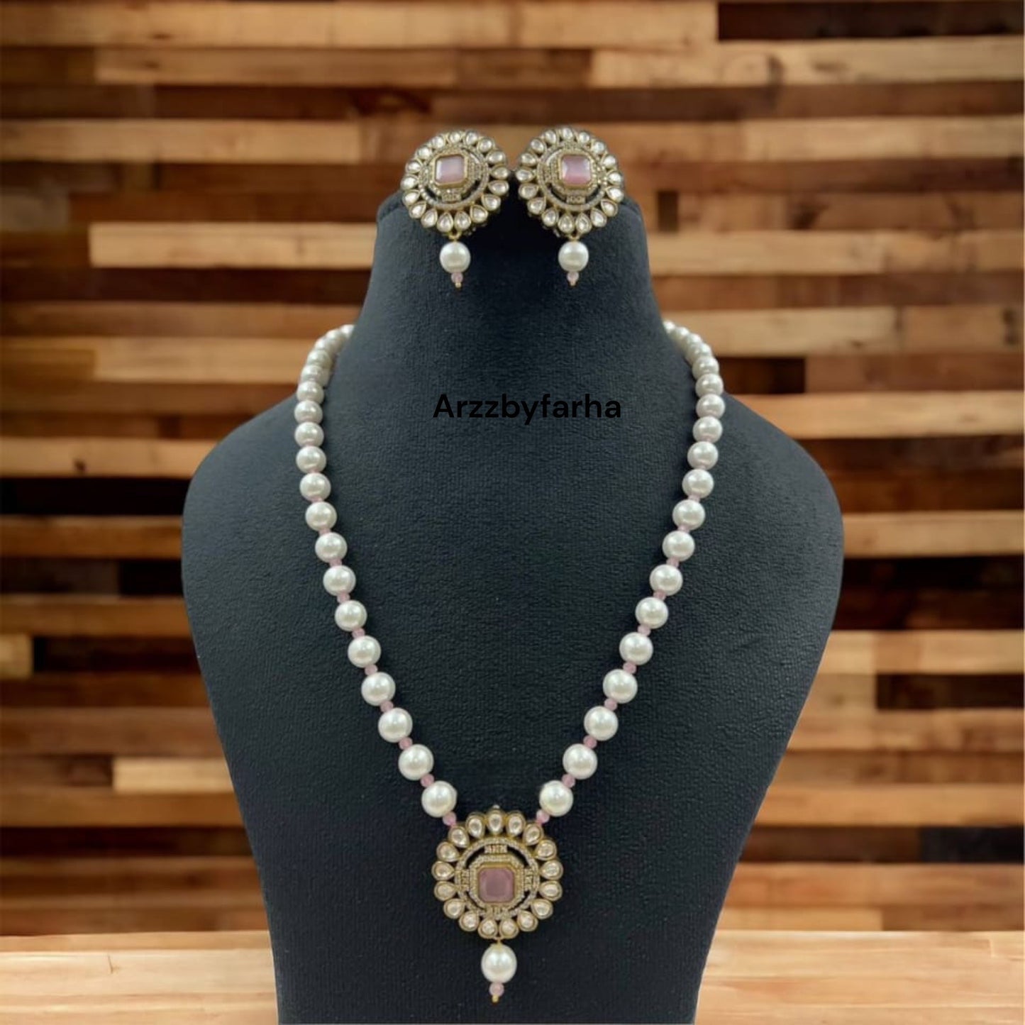 Antique Polish Pendant Pearl Mala