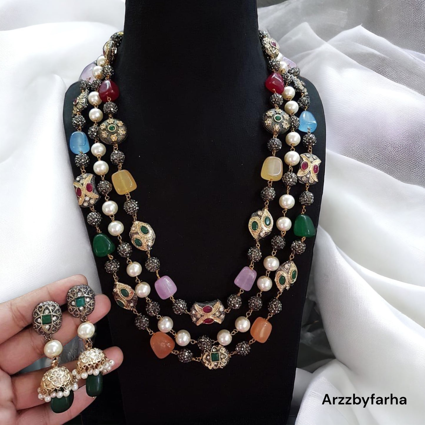 Multicolor Beaded 3 Layered Necklace Set