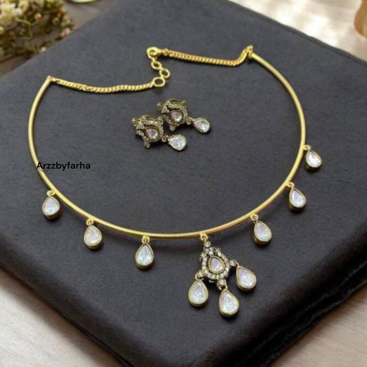 Statement Hasli Necklace Set