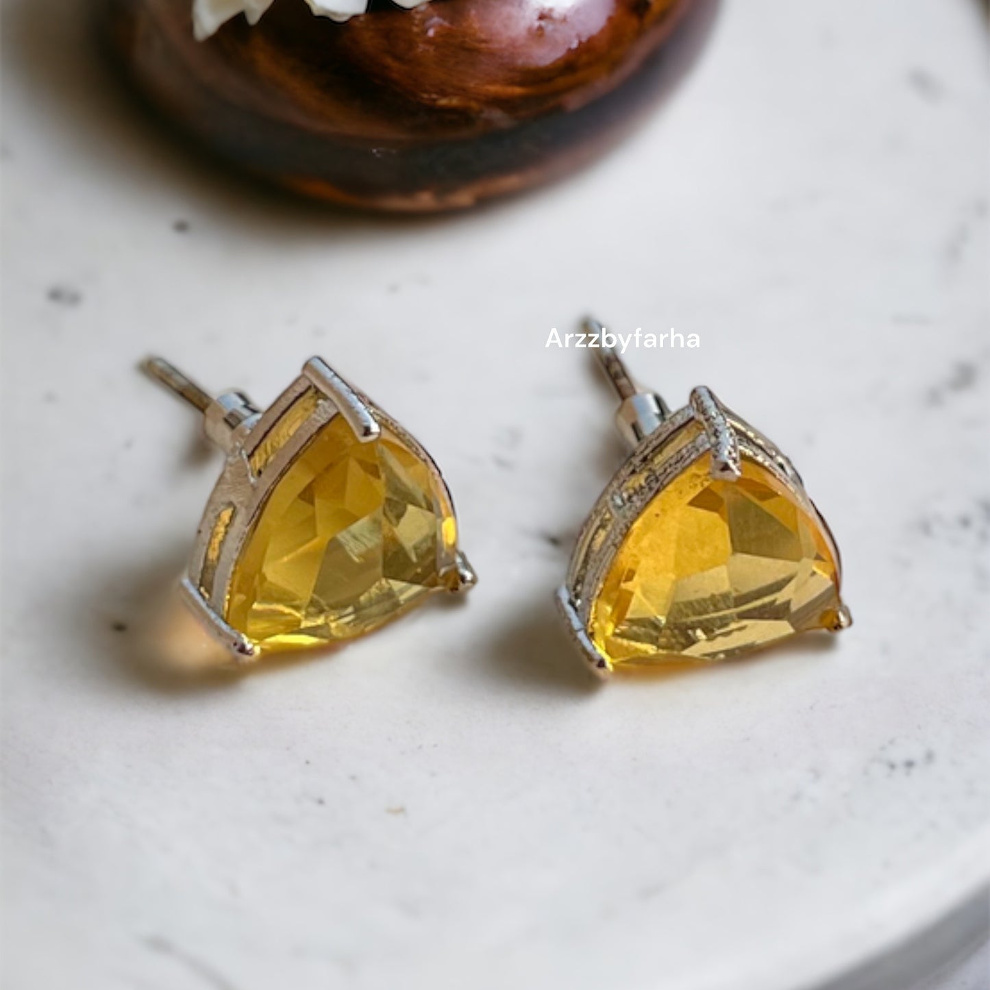 AD Yellow Stone Studs Earring